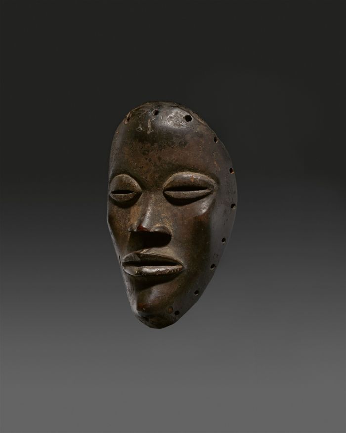 Lempertz: Maske der Dan