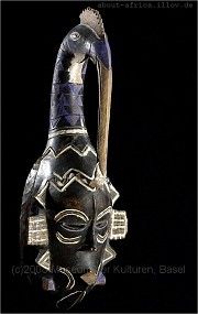 Maske mit Hahnaufsatz, Guro, Elfenbeinküste, Museum der Kulturen Basel, Nr. III 8083, zusätliche Schenkung von Hans Himmelheber 1933