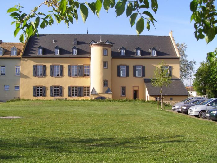 Schloss Ardeck. Foto: https://www.vg-gau-algesheim.de/vg_gau_algesheim/Gemeinden/Gau-Algesheim/
